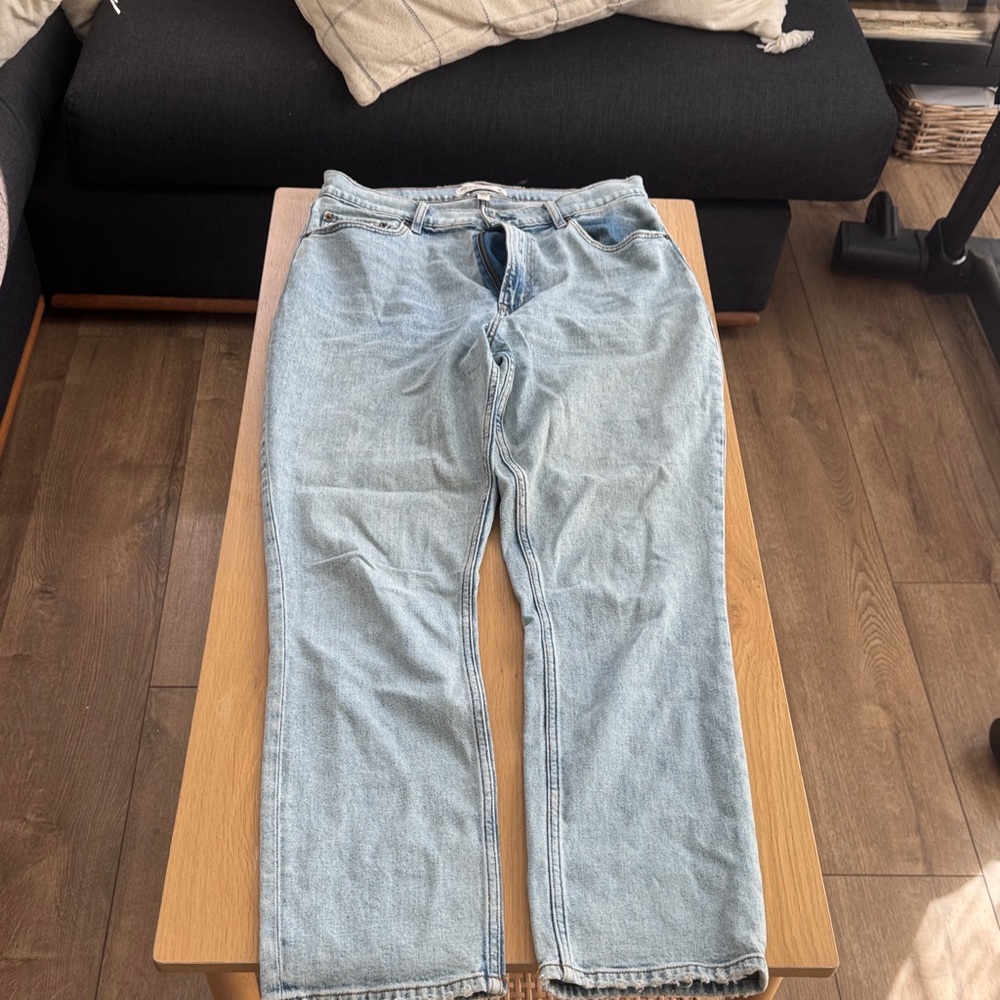 Abercrombie & Fitch Light Blue Women's Relaxed Jeans